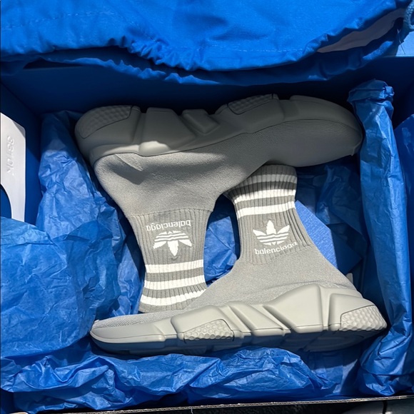 Balenciaga x Adidas Speed Sneakers - Picture 2 of 4